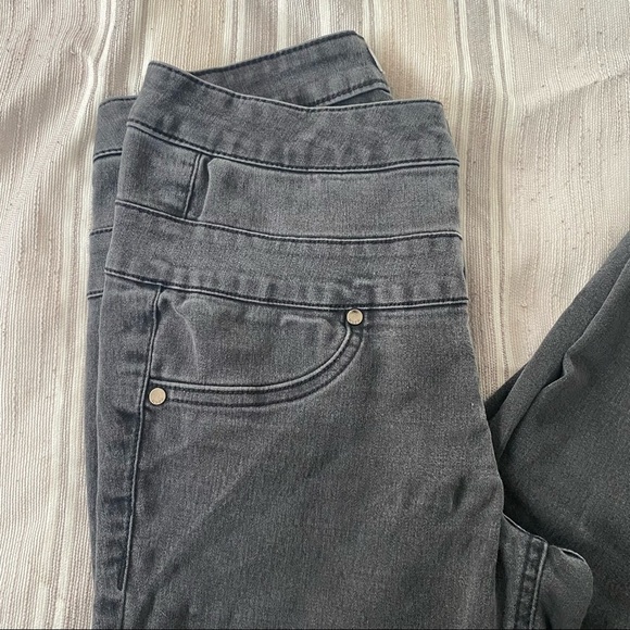 Mudd High Waist Skinny Jeans, Grey - Picture 2 of 5